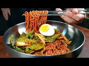 봄동 비빔국수