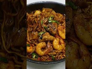 목살 불짜장 라면
